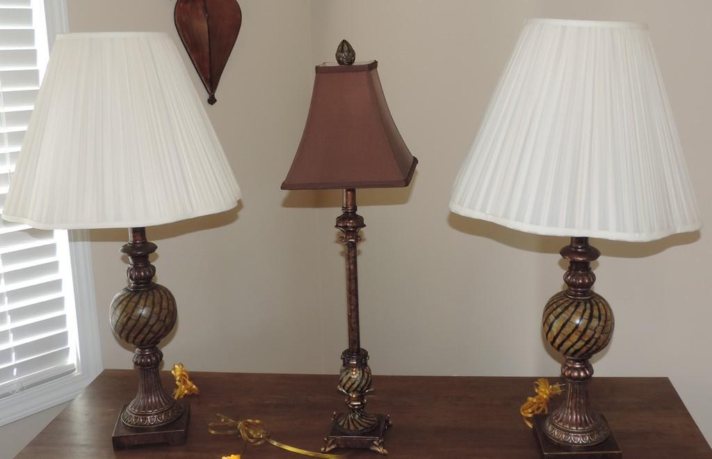 Lot of (3) Decorative like new Metal Lamps