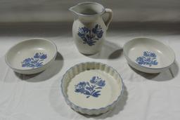 4 Pieces Pfaltzgraff Yorktowne Pattern Pottery