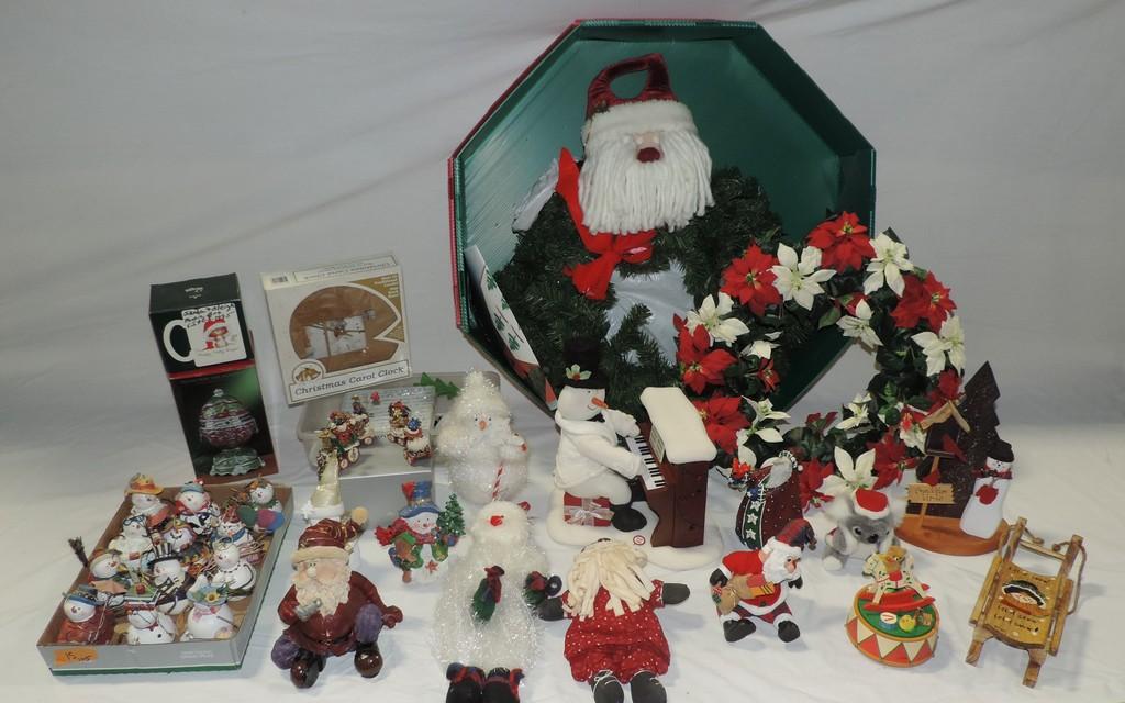 5 Lots Of Christmas Decorations