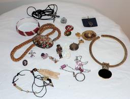 Lot of costume jewelry