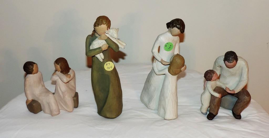 Lot of 4 Willow Tree Figures