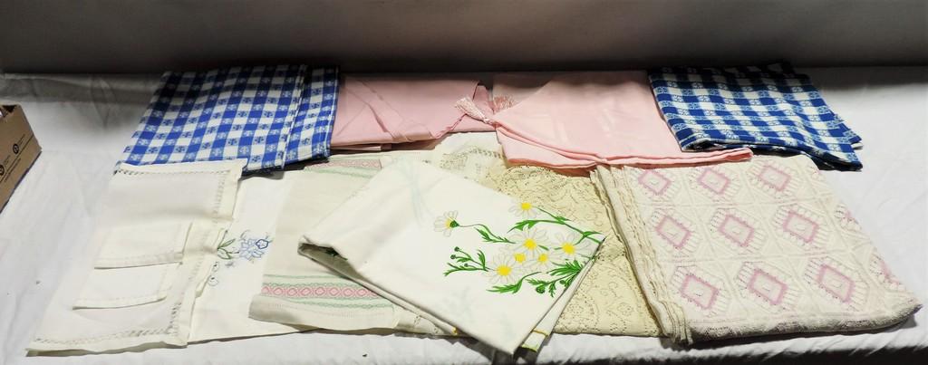 Box lot Tablecloths & Linens