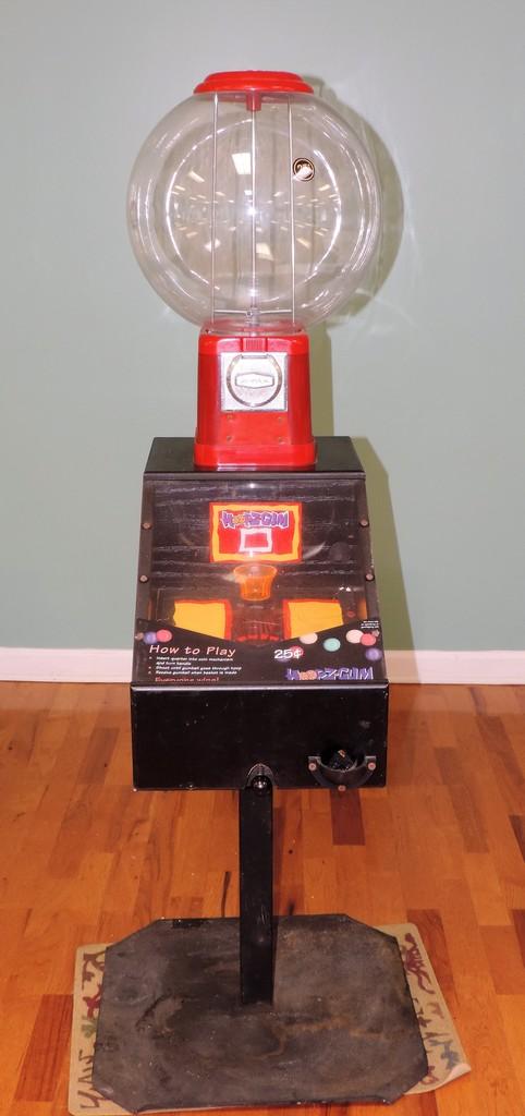 Gumball Machine with Basketball Goal