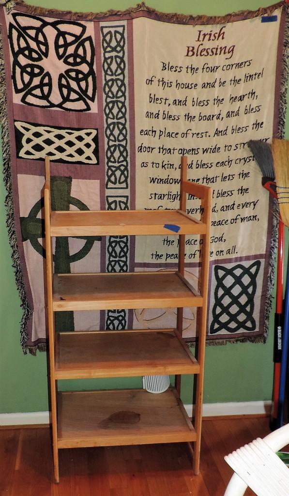 Wooden Shelf with Irish Blessing Blanket