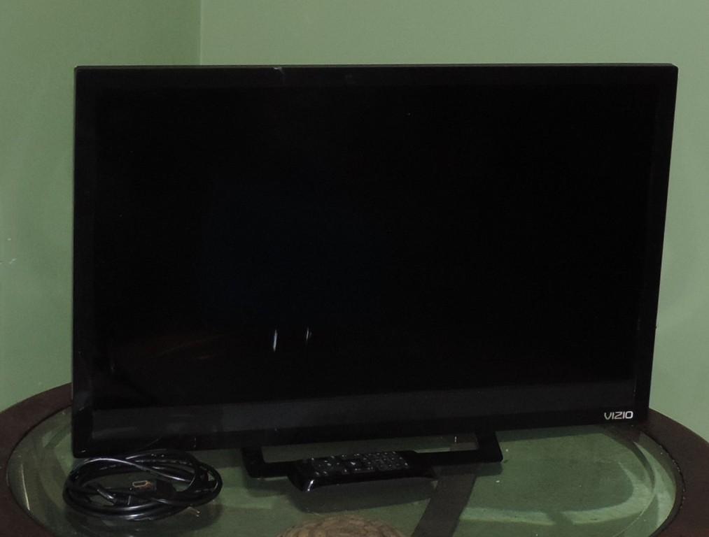 Vizio 24in Flat screen TV