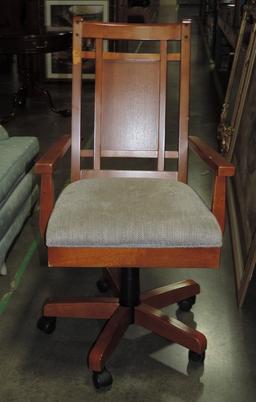 Arts & Crafts Style Desk Chair