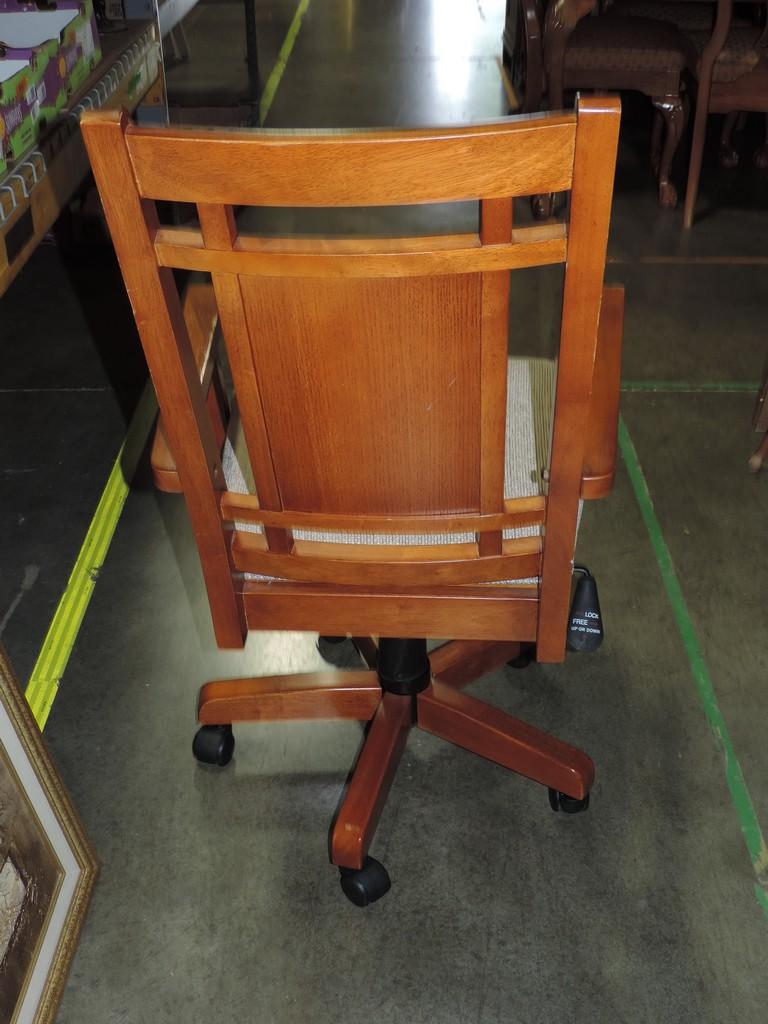 Arts & Crafts Style Desk Chair