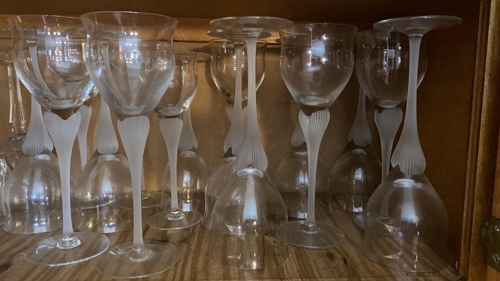 Set of 16 Gorgeous Tulip-Shaped Wine Glasses