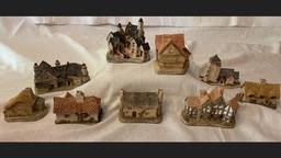 8 Pc Lot Of David Winter Houses