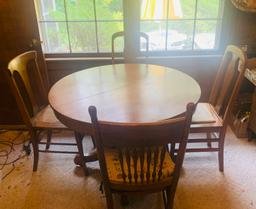 Antique Oak Pedestal Dinning Table With 6 T Back Chairs