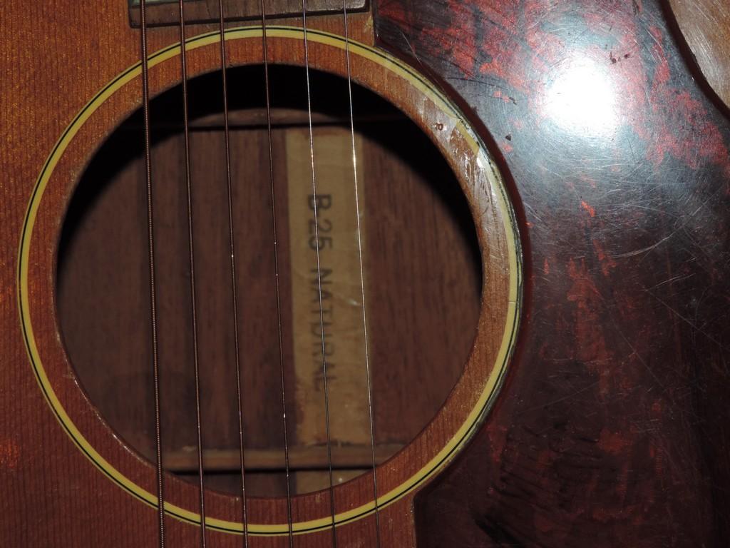 1965 Gibson B-25 Guitar