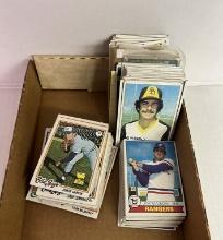 1977-1979 Topps Mixed baseball Card Lot (100+)