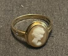 14K Yellow Gold Cameo Ring