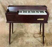 Mangus 1960's Childs Electric Chord Organ