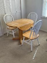 Round Dropleaf Dinette Table and Four Chairs
