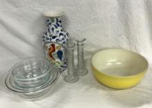 Kitchen & Vase Lot