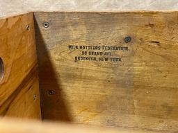 Nice Antique Borden's Wood Crate