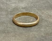 14 K Gold Wedding Band