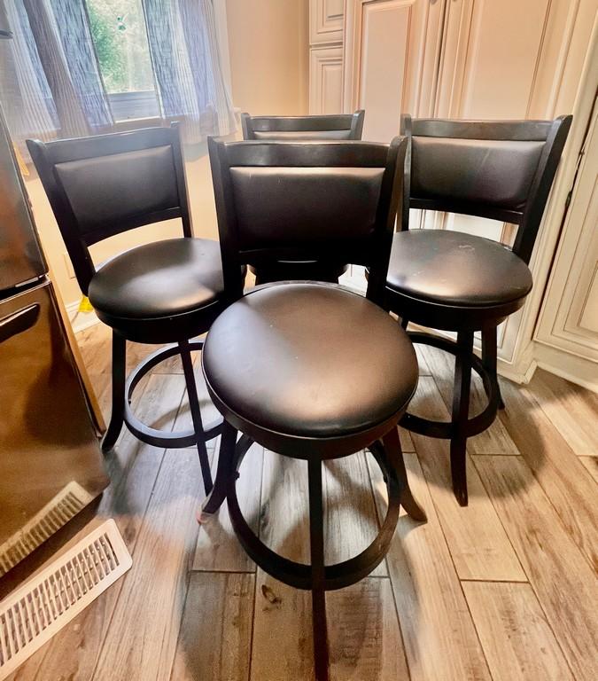 Set Of 4 Swivel Bar Stools