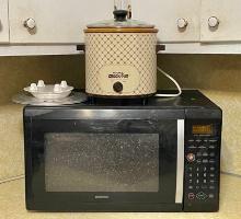 Kenmore Microwave and Rival Crock Pot
