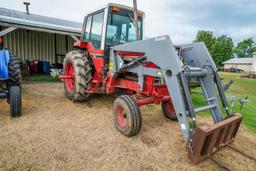 1086 IH Tractor and Allied Loader w/Hay Fork