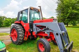 1086 IH Tractor and Allied Front End Loader w/Hay Fork