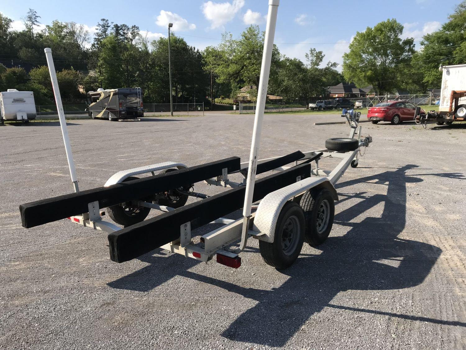 2004 Shoreline Marine by Performance Trailers aluminum boat trailer, m# AAL 20-22T, tandem axle, ove