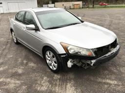 2009 Honda Accord EX silver 4-door sedan, 206589mi, 2.4 liter 4 cylinder gas engine, automatic trans