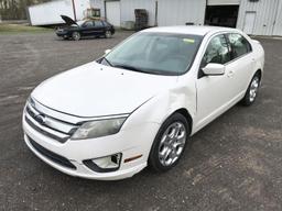 2010 Ford Fusion SE 4-door pearl white sedan, 158608mi, 2.5 liter 4 cylinder gas engine, automatic t