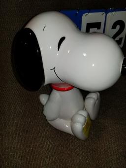 Large Schmid Snoopy music box
