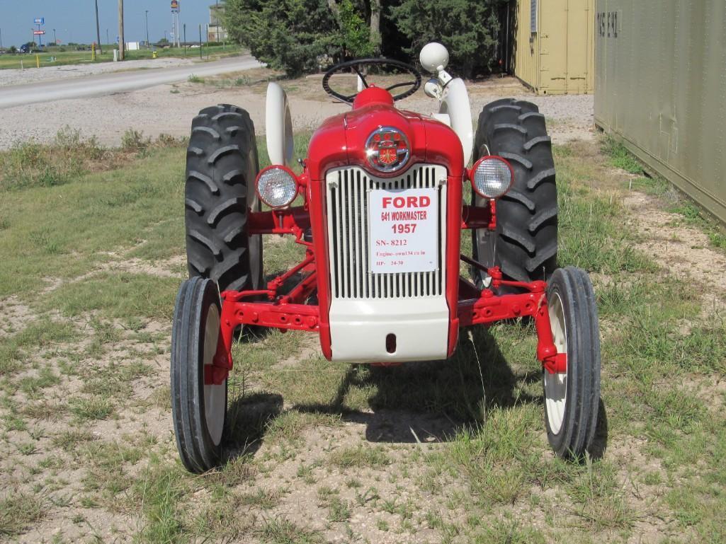 1957 Ford 641