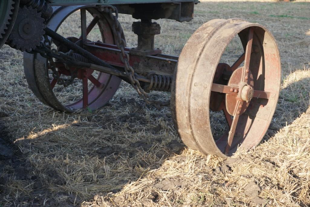 Rumely F