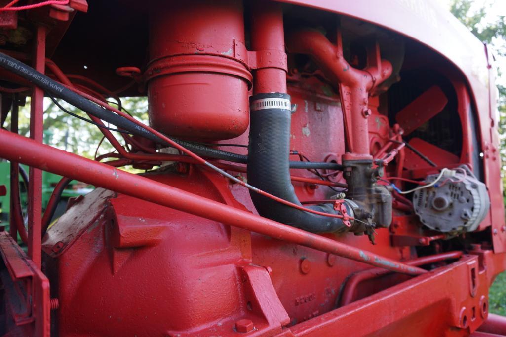 Massey-Harris 444