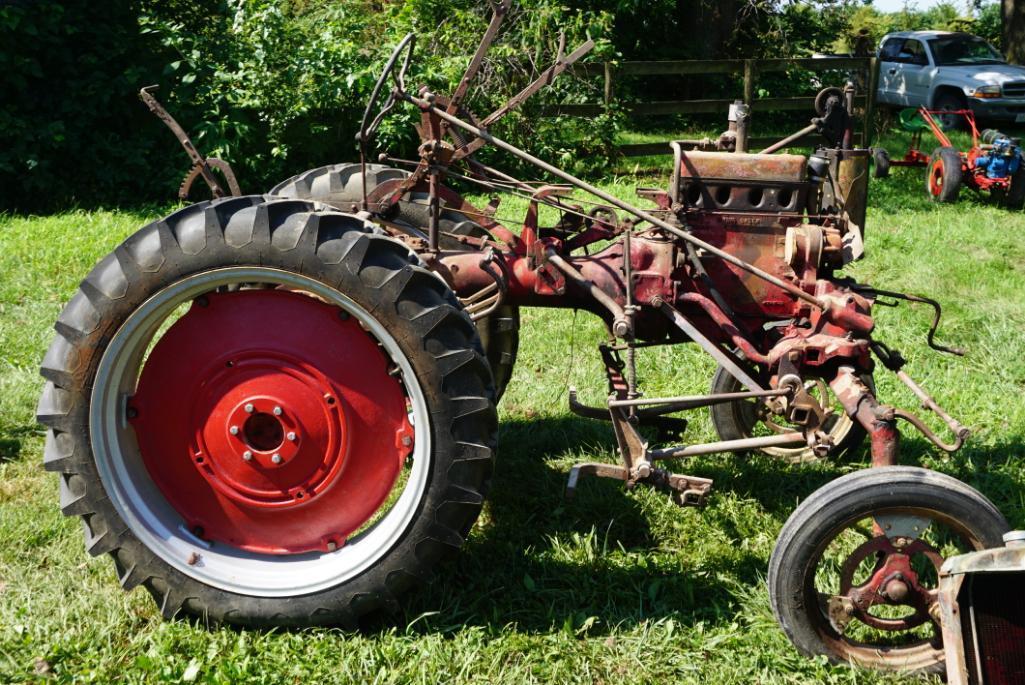 Farmall AV