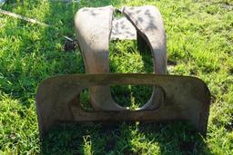 1950?s Chevrolet Fenders & Other Assorted Parts