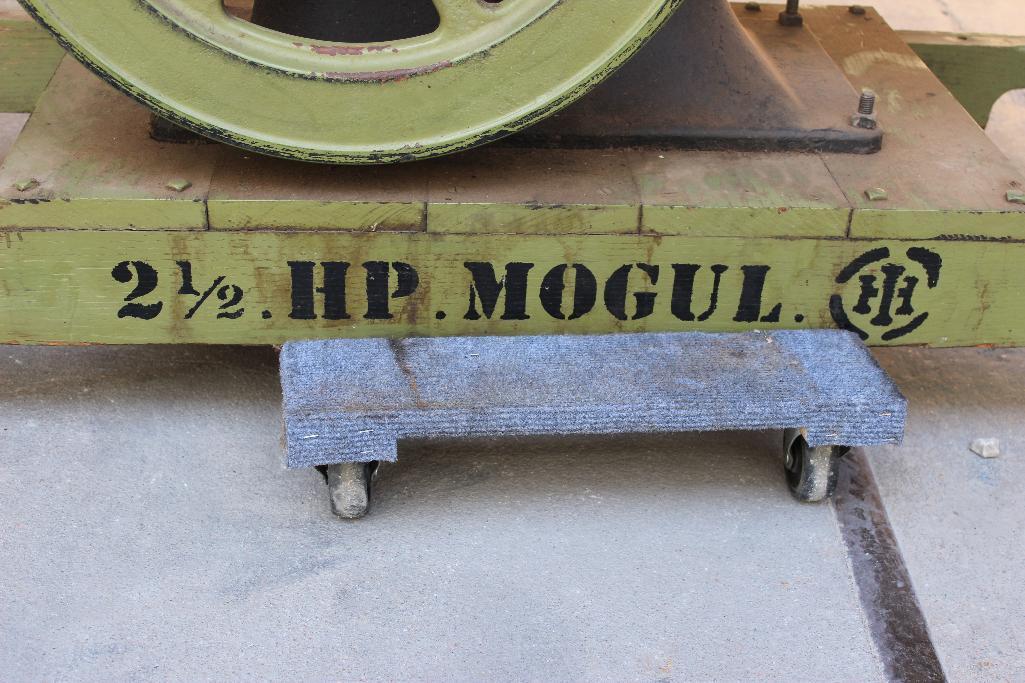 Mogul Stationary Engine