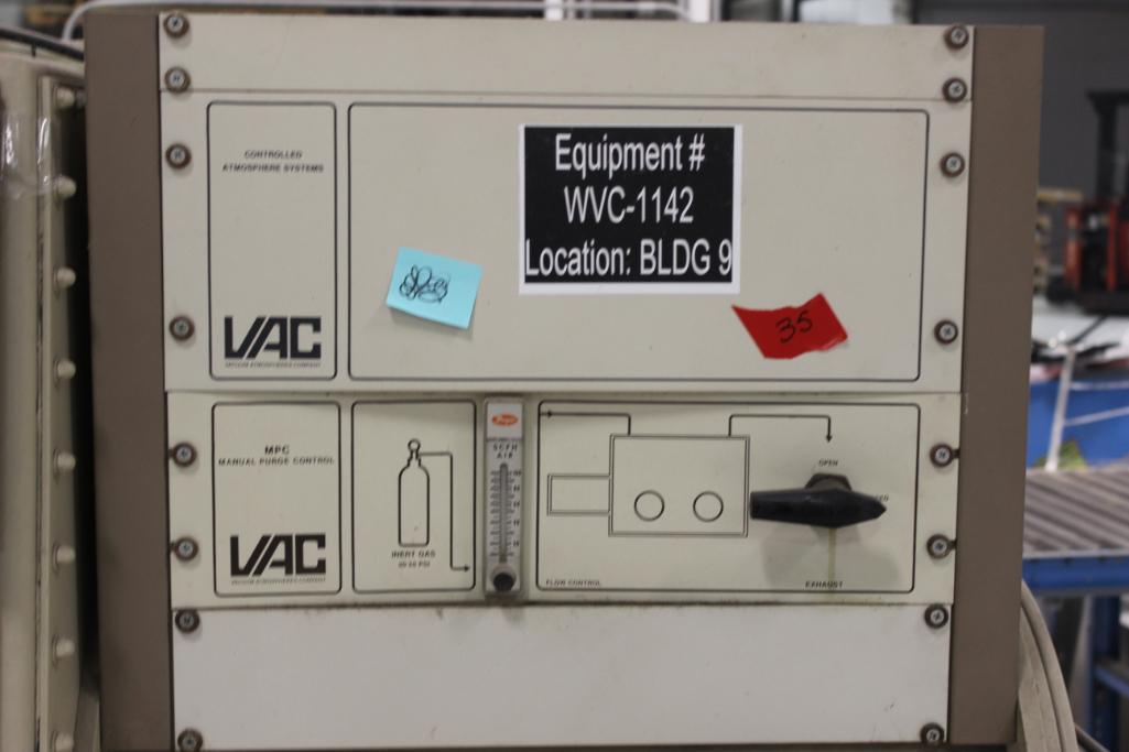 VAC HE-43-2 Glove Box.