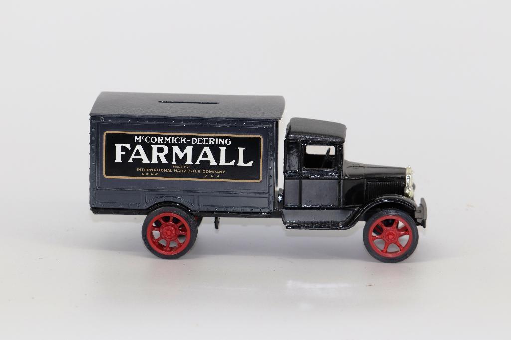 ERTL 1/34 1931 Hawkeye Truck Bank with McCormick-Deering Farmall on Side