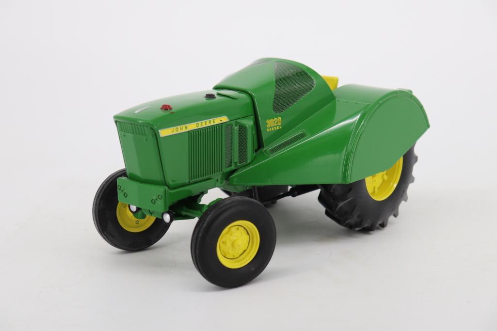 1/16 Ertl John Deere 3020 Grove & Orchard Tractor - Two-Cylinder Expo XXIV