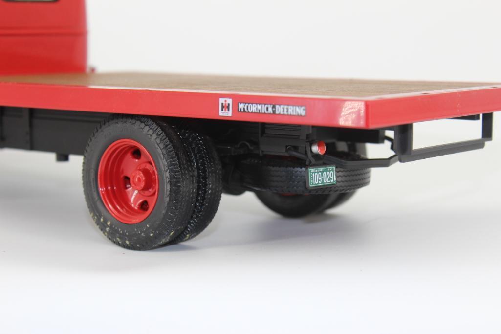 Highway 61 1/16 1941 Flatbed Truck High detail