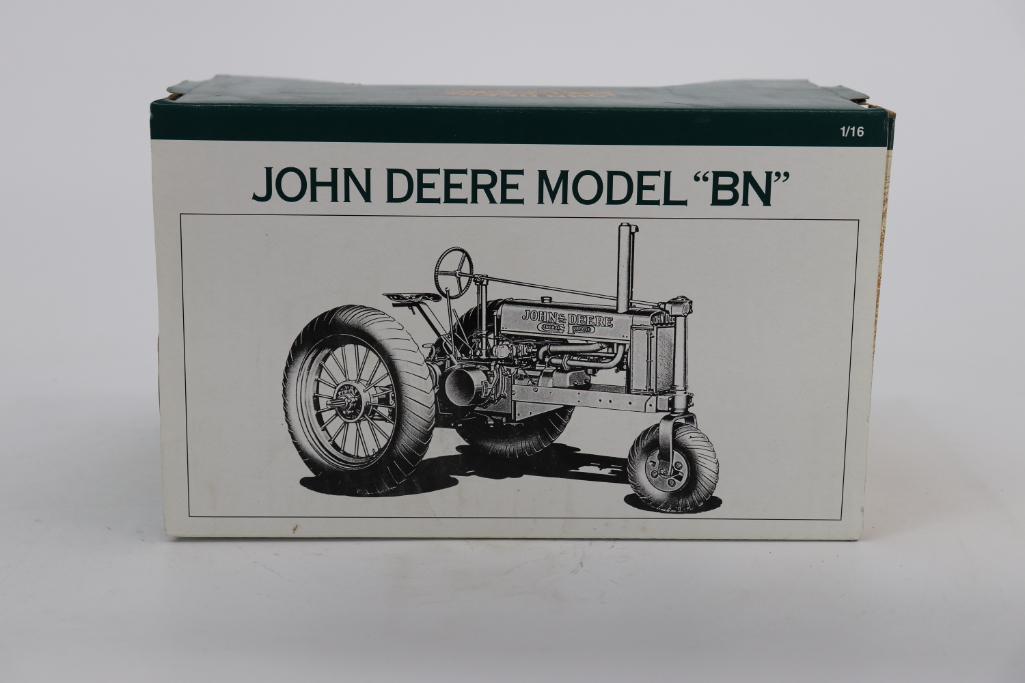 1/16 Ertl 1937 John Deere Model BN Tractor