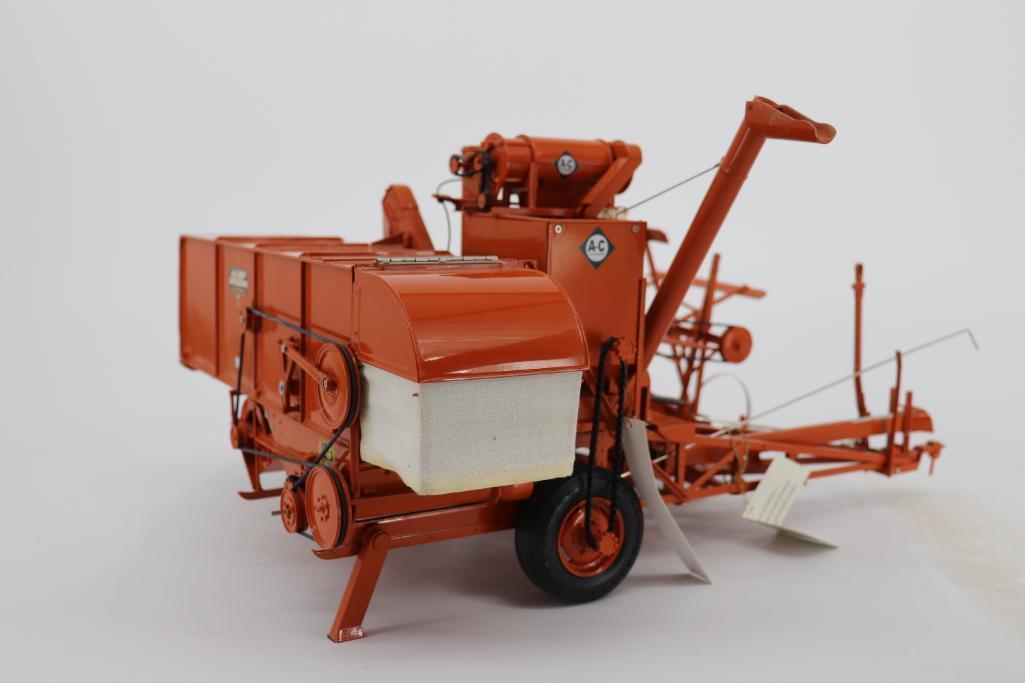 1/12 Franklin Mint Allis-Chalmers Pull Type All-Crop 60 Combine