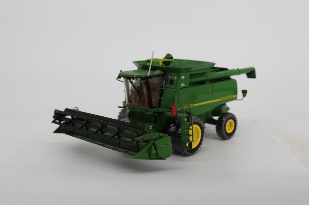 John Deere 9750 STS Precision Combine