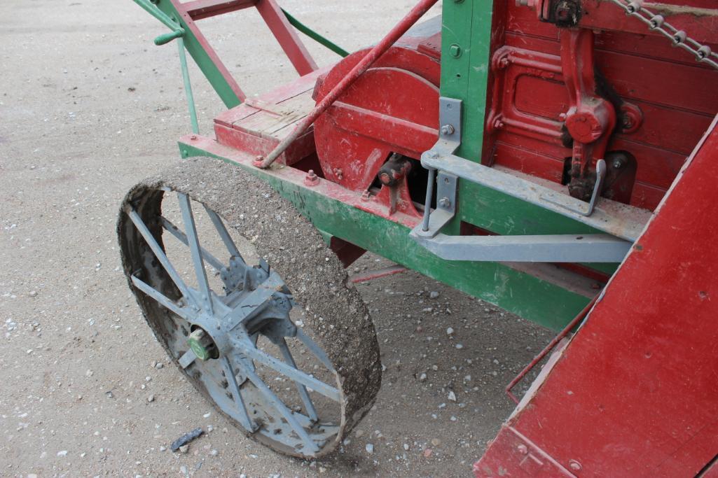 Minneapolis Corn Sheller