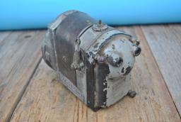 Eisemann 2 Cylinder Cat Pony Motor Magneto