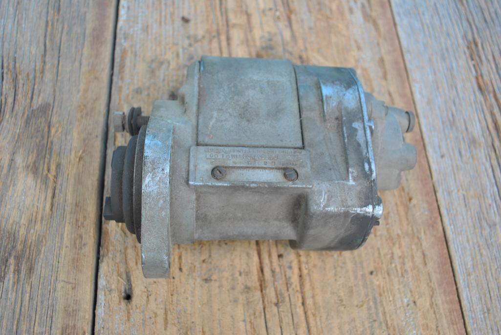 Edison 2 Cylinder John Deere Tractor Magneto