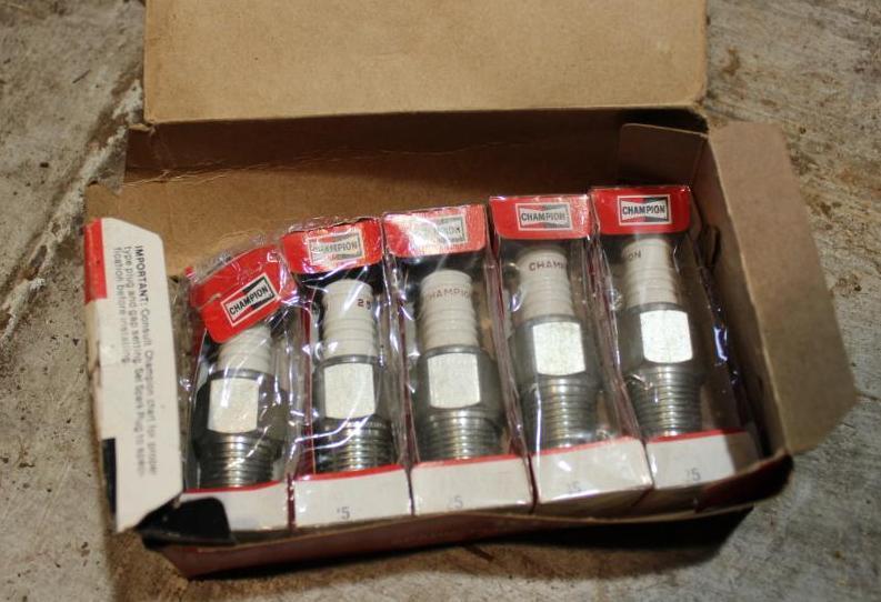 NOS Spark Plugs - Ford Model T