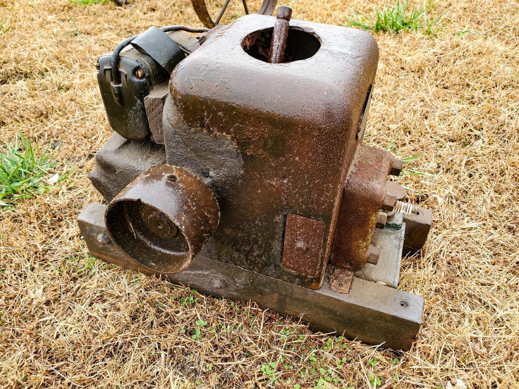 2 HP Fairbanks & Morse Stationary Engine