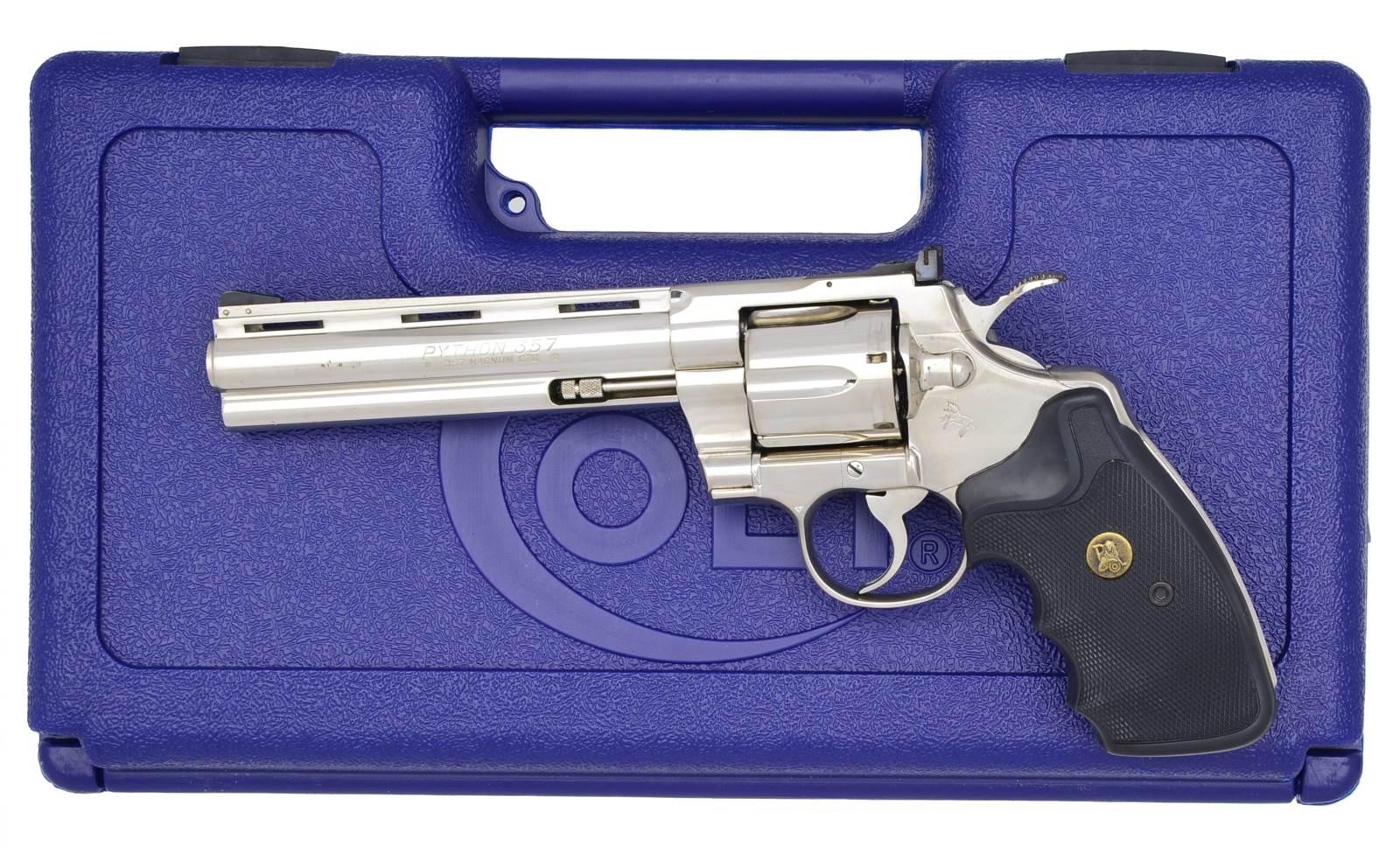 COLT PYTHON DA REVOLVER.