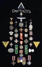 WWII GERMAN MEDALS & INSIGNIA.